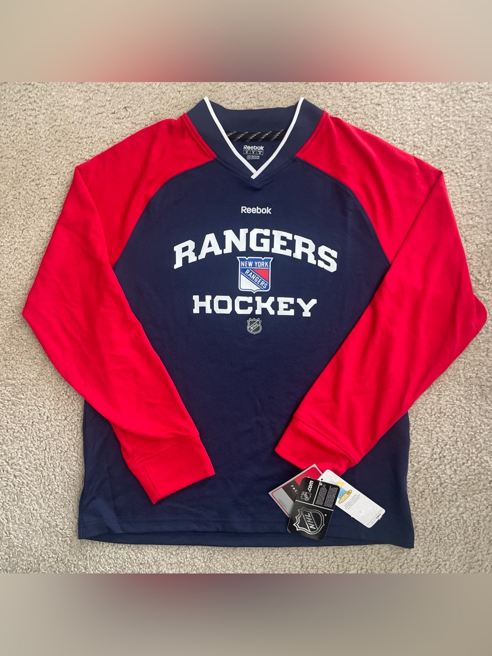 Brand New Men's Reebok NHL New York Rangers Faceoff Long Sleeve Shirt - M